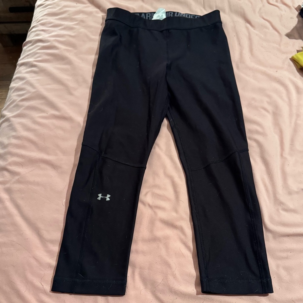 Cropped workout leggings In excellent condition. No flaws